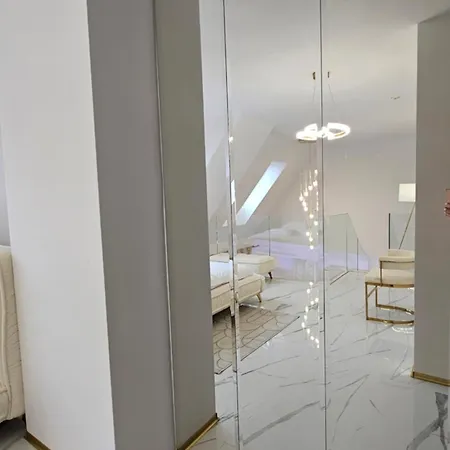 Apartman Cinema Galaxy *